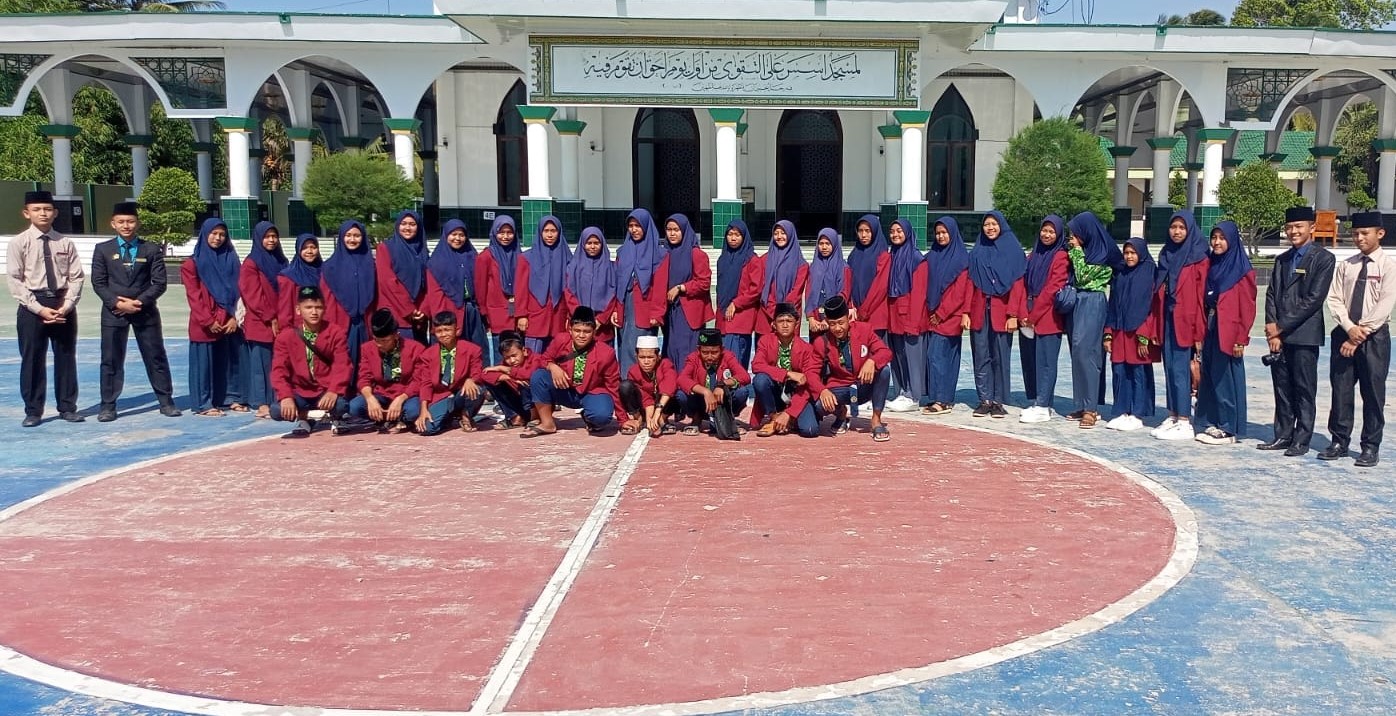 Studi Banding